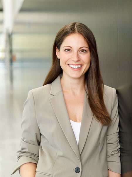 Deborah Rothe auf marieclaire.de zu ihren Career Learnings.