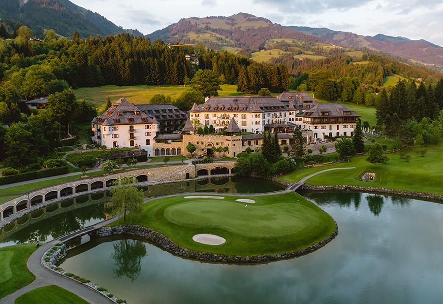 Außenansicht Schlosshotel Kitzbühel. Foto: Erik Gross
