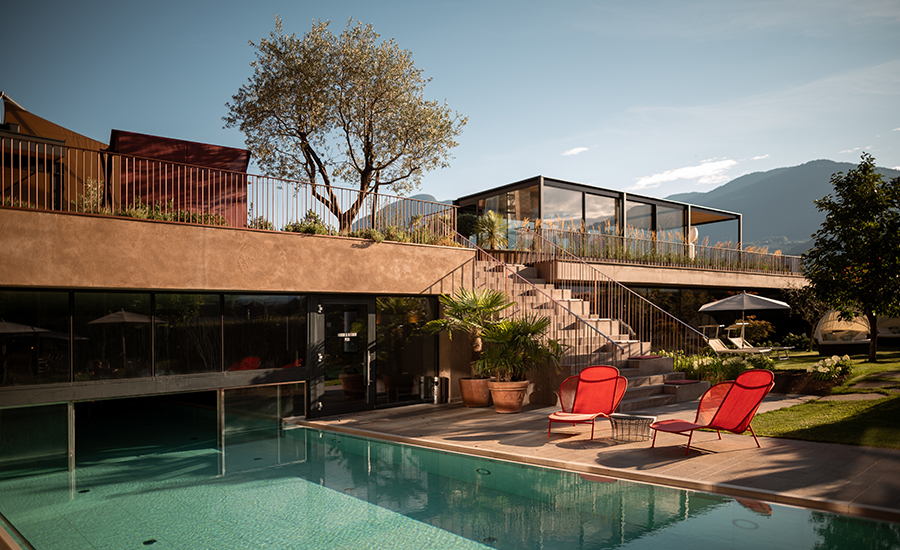 Hotel Muchele beheizter Außenpool. Foto: Patrick Schwienbacher