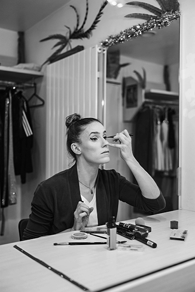 Moulin Rouge / Lea Zirkusartistin / Paris 05-2025