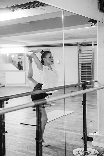 Moulin Rouge / Lea Zirkusartistin / Paris 05-2025