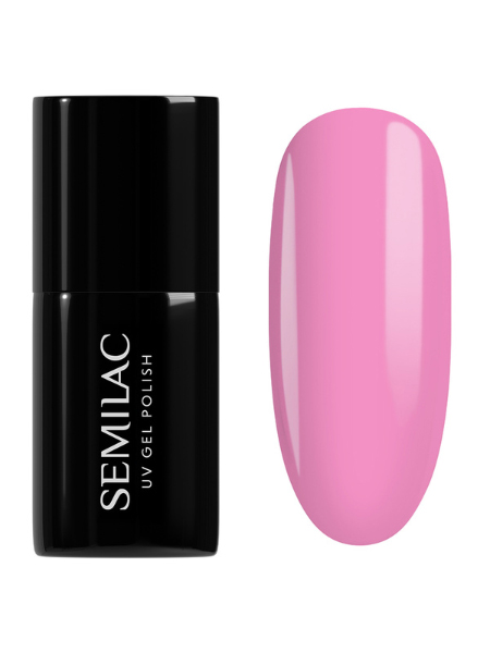 Pastellnägel mit Semilac in einem soften Pinkton.