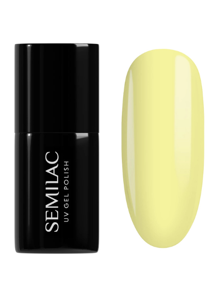 Pastellnägel mit Semilac gibt es auch in einem soften Zitronengelb.