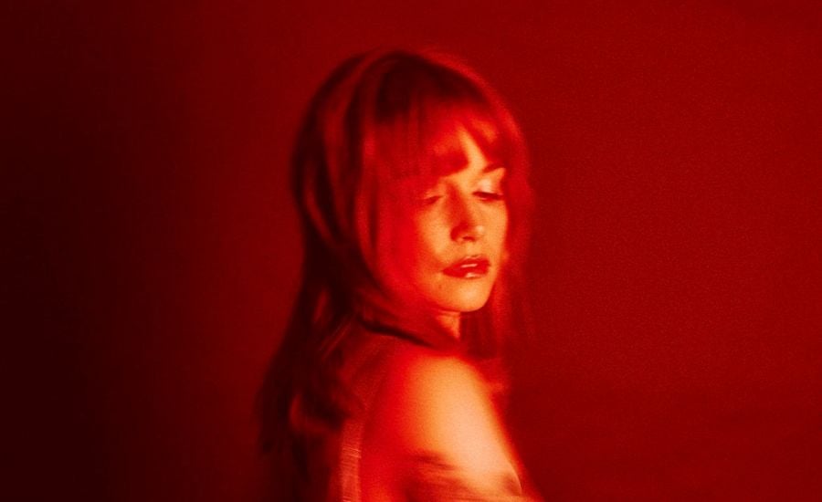 Lottes selbstbetiteltes Album erscheint am 21. August. Foto: Lotte