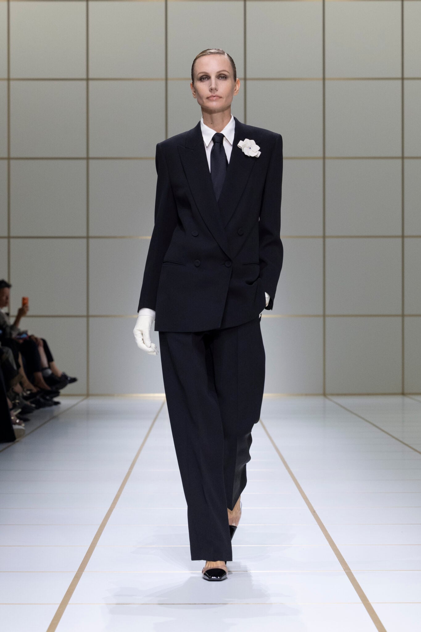 Giorgio Armani SS27 in Mailand