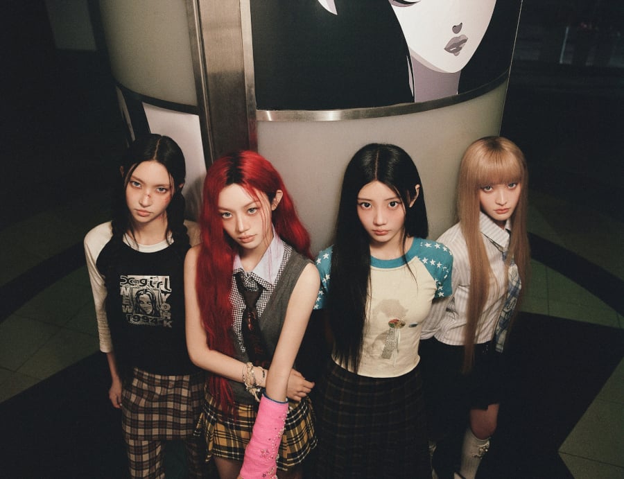 YUNAH, WONHEE, MINJU und IROHA von ILLIT