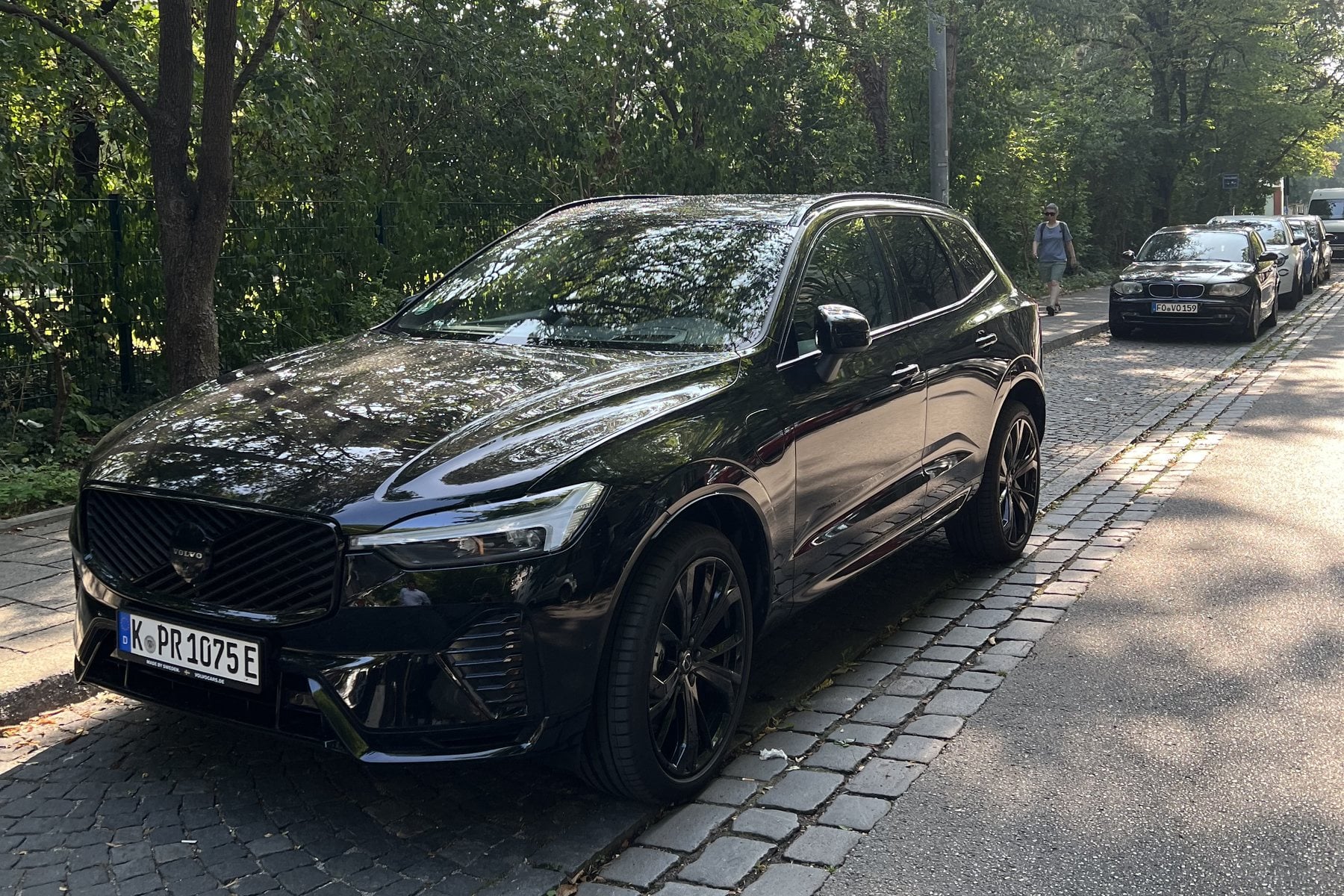 Startklar in München: der Volvo XC60 Plug-in-Hybrid in der Black Edition