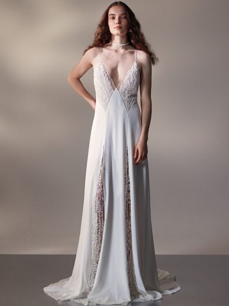 Spitzen Hochzeitskleid von Kaviar Gauche