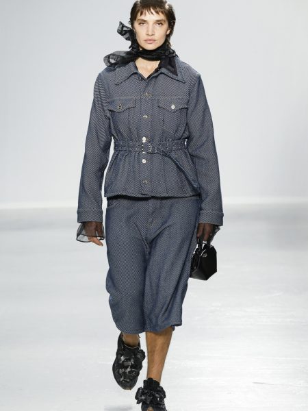 Set aus Jorts und Jeansjacke bei Ganni