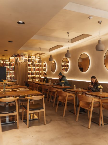 Liberty Café und Buchladen in Lissabon