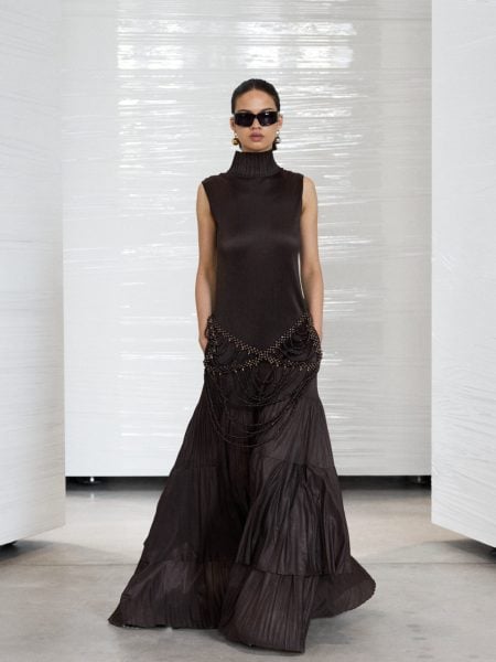 WF_SS27_EXCHANGE_RUNWAY_LOOK3